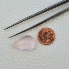 Gemma Sciolta di Quarzo Rosa Naturale, Taglio Goccia Sfaccettato a Mano, 22x14x8 mm, 14,25 ct