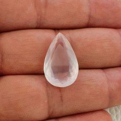 Gemma Sciolta di Quarzo Rosa Naturale, Taglio Goccia Sfaccettato a Mano, 22x14x8 mm, 14,25 ct