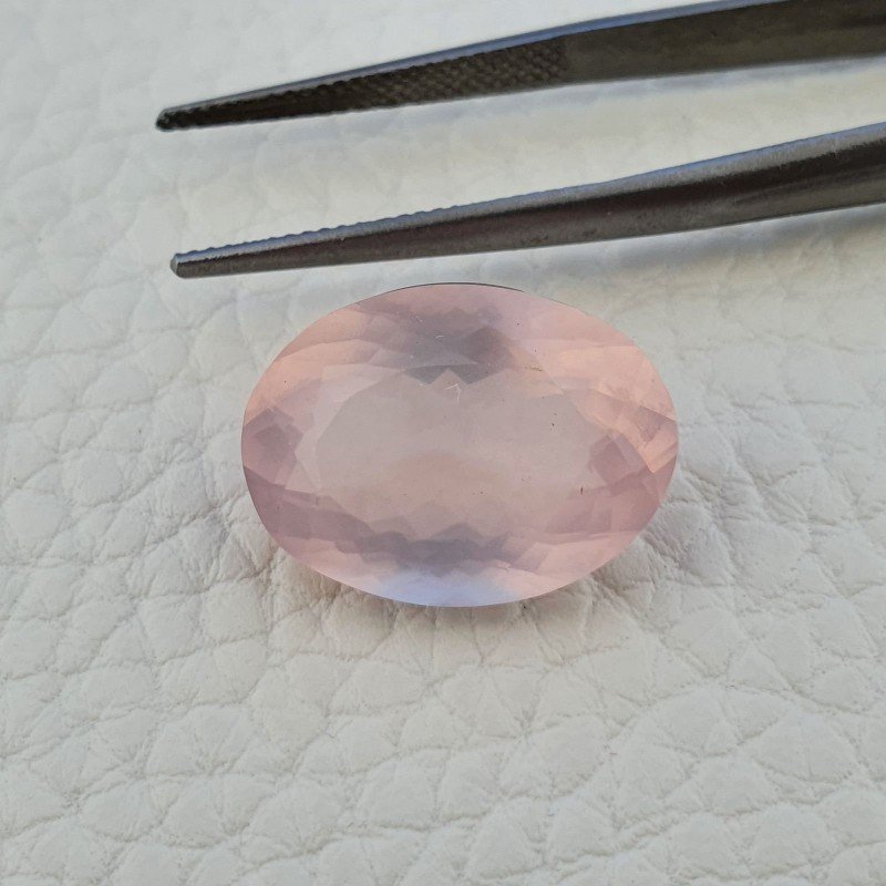 Quarzo Rosa Naturale Taglio Ovale Sfaccettato a Mano Gemma Sciolta 18X13X8mm 12,25 Carati 1pz