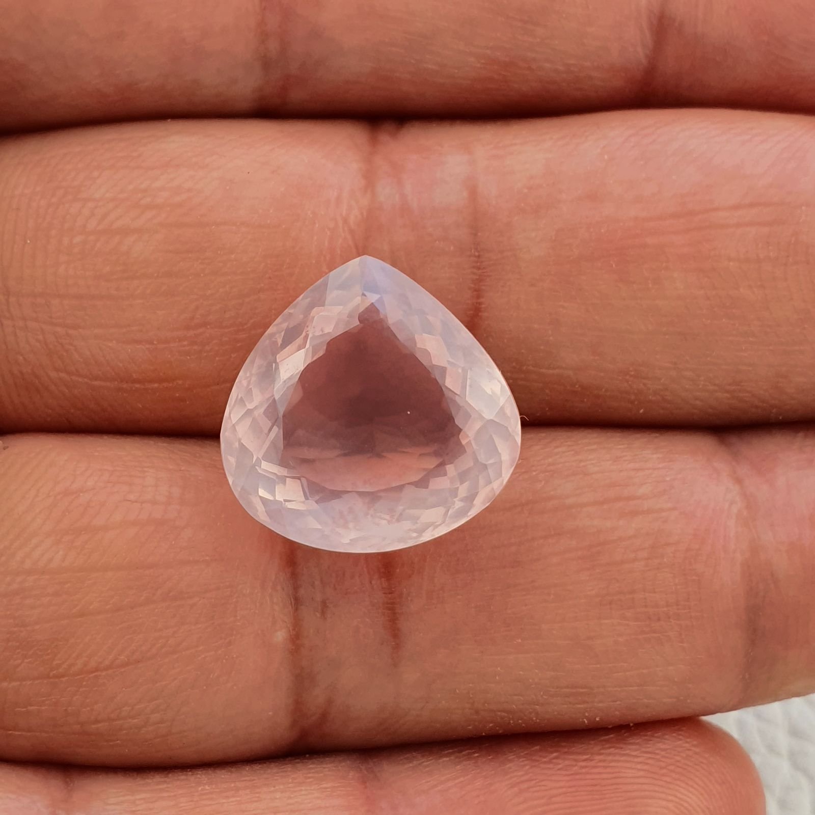 Quarzo Rosa Naturale Taglio Cuore Sfaccettato a Mano Gemma Sciolta 16X16X9mm 14,90 Carati 1pz