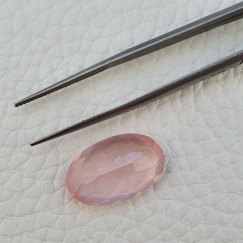 Quarzo Rosa Naturale Taglio Ovale Sfaccettato a Mano Gemma Sciolta 19X12X7mm 11,55 Carati 1pz