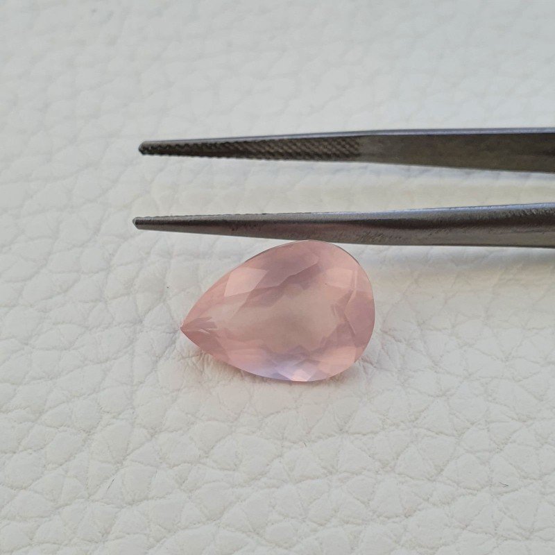 Quarzo Rosa Naturale Taglio Goccia Sfaccettato a Mano Gemma Sciolta 16X11X7mm 7,55 Carati 1pz Quarzo Rosa Naturale Taglio Goccia Sfaccettato a Mano Gemma Sciolta 16X11X7mm 7,55 Carati 1pz