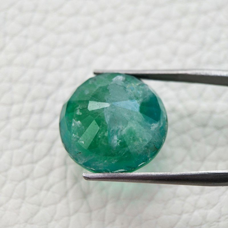 Gemma Sciolta di Quarzo Doppietta Esmeraldo, Taglio Tondo Sfaccettato a Mano, 20x20x11 mm, 28,75 ct