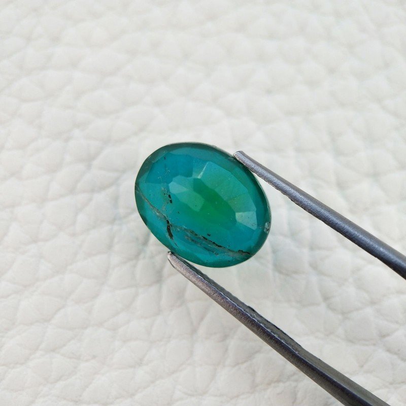 Gemma Sciolta di Quarzo Doppietta Esmeraldo, Taglio Ovale Sfaccettato a Mano, 14x11x6 mm, 6,30 ct