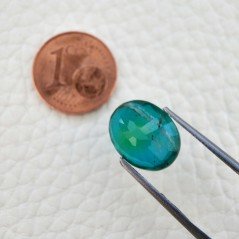 Gemma Sciolta di Quarzo Doppietta Esmeraldo, Taglio Ovale Sfaccettato a Mano, 14x11x6 mm, 6,30 ct