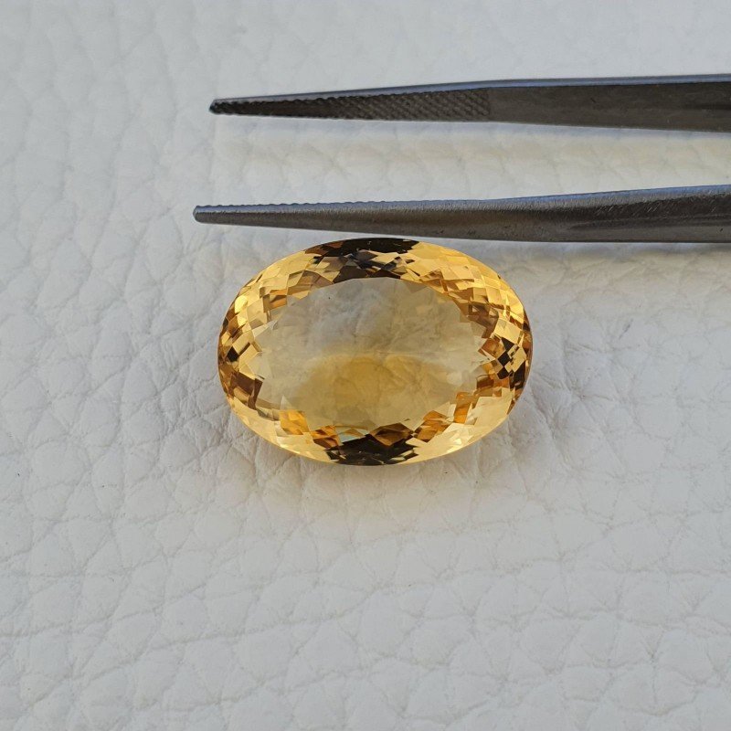 Quarzo Citrino Naturale Taglio Ovale Sfaccettata a Mano Gemma Sciolta 14X19,5X9,6mm 17,95 Carati 1pz