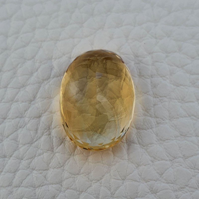 Gemma Sciolta di Quarzo Citrino Naturale, Taglio Ovale Sfaccettato a Mano, 14x19,5x9,6 mm, 17,95 ct