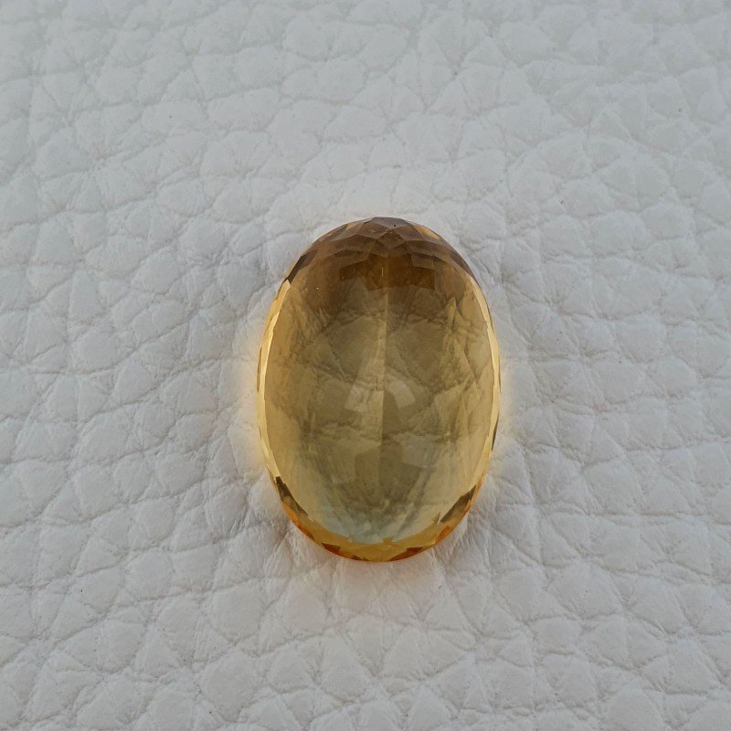 Gemma Sciolta di Quarzo Citrino Naturale, Taglio Ovale Sfaccettato a Mano, 14x20x10 mm, 20,00 ct