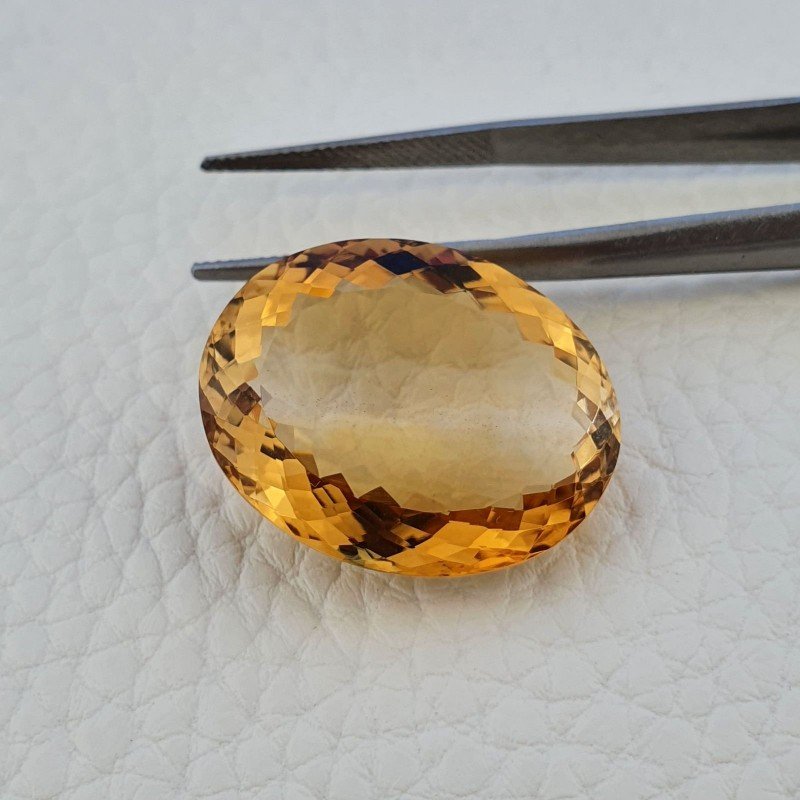 Quarzo Citrino Naturale Taglio Ovale Sfaccettata a Mano Gemma Sciolta 20X25X9,7mm 29,50 Carati 1pz