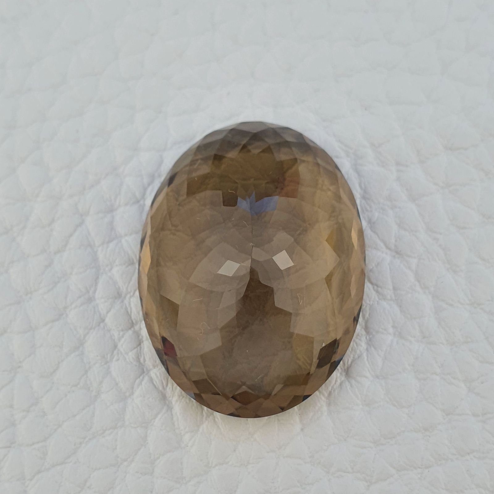 Quarzo Fumè Naturale Taglio Ovale Sfaccettata a Mano Gemma Sciolta 20X26X11mm 37,15 Carati 1pz