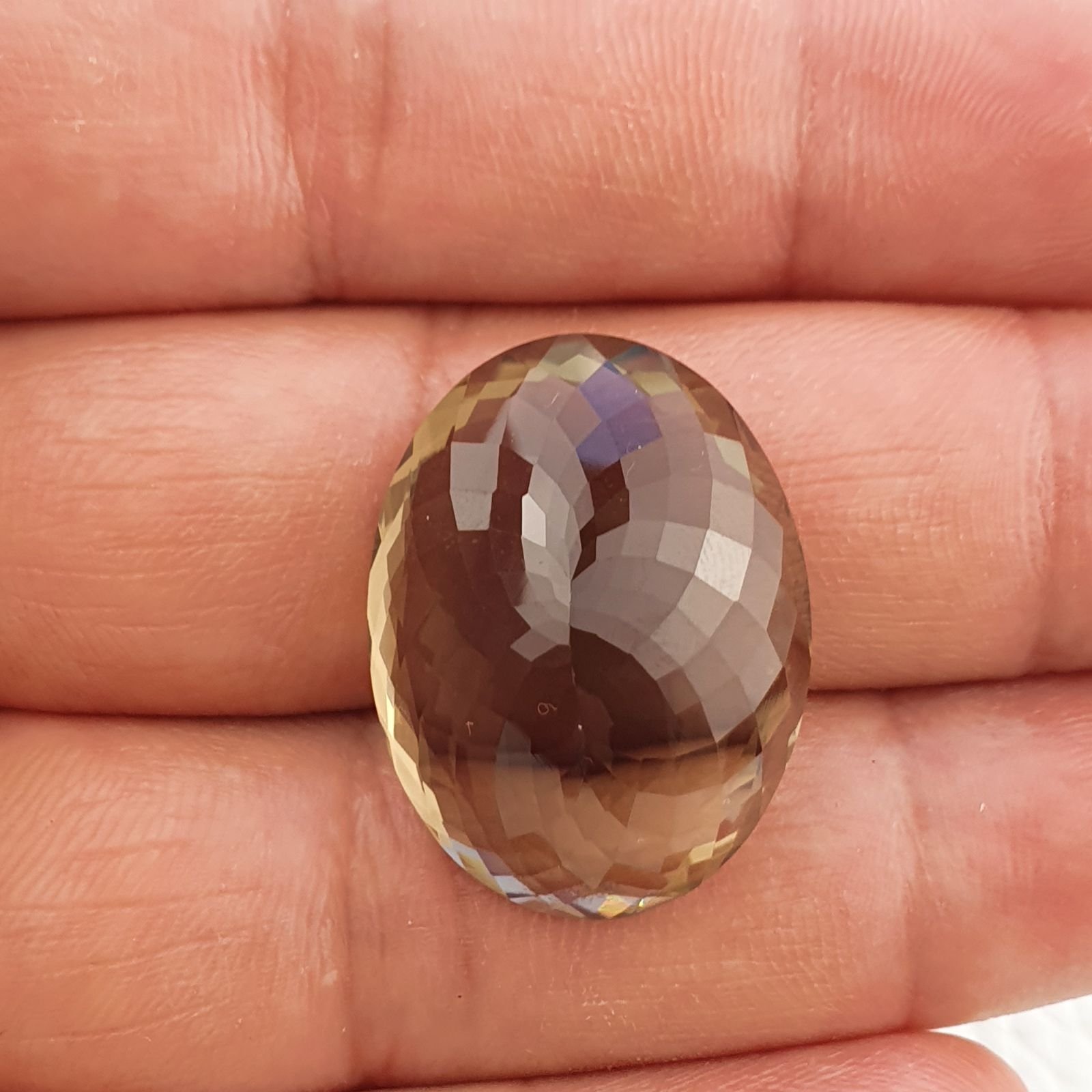 Quarzo Fumè Naturale Taglio Ovale Sfaccettata a Mano Gemma Sciolta 20X26X11mm 37,15 Carati 1pz