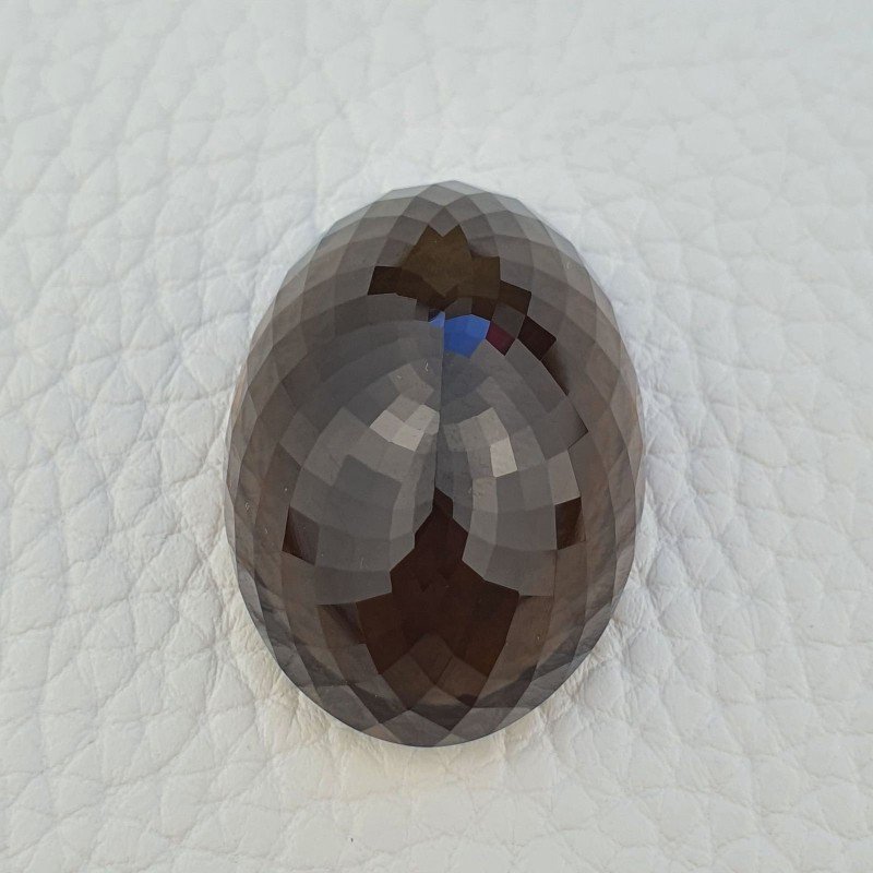 Gemma Sciolta di Quarzo Fumé Naturale, Taglio Ovale Sfaccettato a Mano, 13x18 mm, 8,50 ct