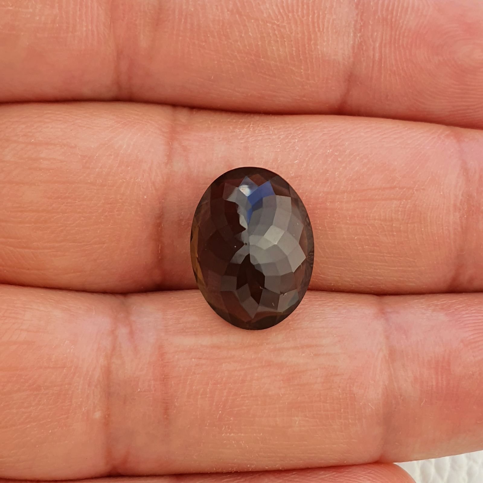 Quarzo Fumè Naturale Taglio Ovale Sfaccettata a Mano Gemma Sciolta 12X16X7mm 8,45 Carati 1pz