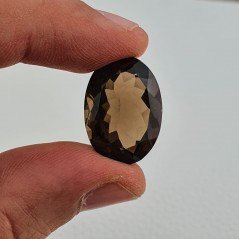 Gemma Sciolta di Quarzo Fumé Naturale, Taglio Ovale Sfaccettato a Mano, 16x22x10 mm, 20,80 ct