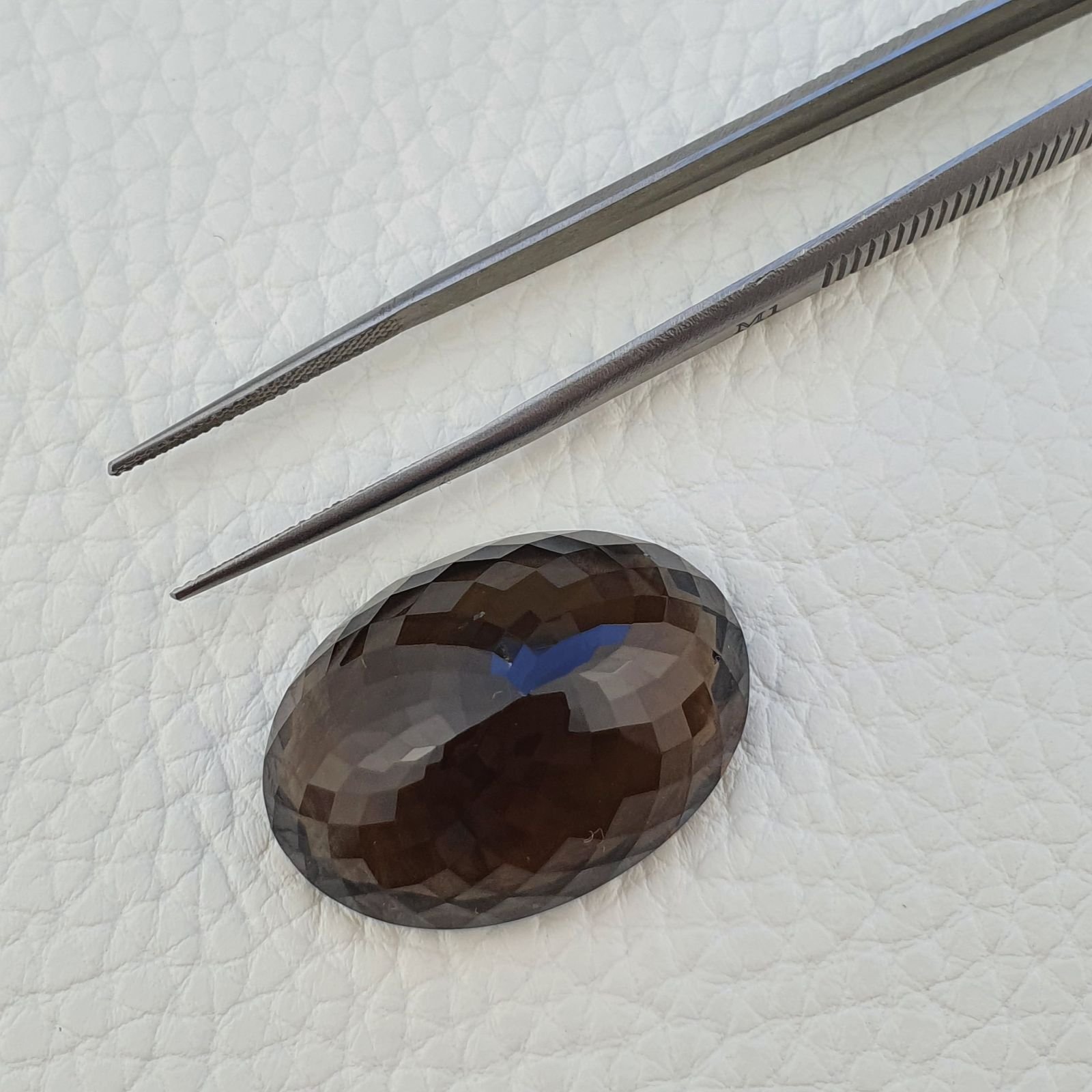 Quarzo Fumè Naturale Taglio Ovale Sfaccettata a Mano Gemma Sciolta 30X22X13mm 52,40 Carati 1pz