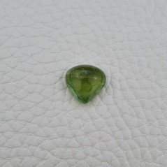 Tormalina Verde Naturale Forma Cuore Piatto Cabochon Liscio Fatto a Mano 12X12X6mm 7,40 Carati 1pz
