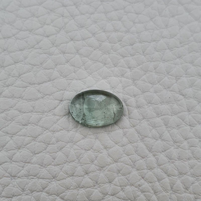 Cabochon di Tormalina Verde Chiaro Naturale Ovale, Piatto e Liscio, 13x9x4 mm, 4,25 ct, Fatto a Mano