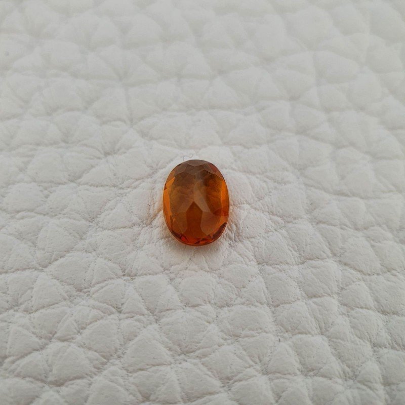 Gemma Sciolta di Citrino Madeira Naturale, Taglio Ovale Sfaccettato a Mano, 7x5x3 mm, 0,70 ct