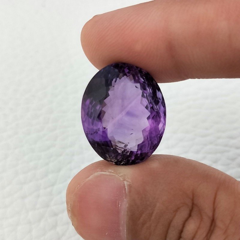 Ametista Naturale Taglio Ovale Sfaccettata Fatto a Mano Gemma Sciolte 21X17X12mm 28,90 Carati 1pz Ametista Naturale Taglio Ovale Sfaccettata Fatto a Mano Gemma Sciolte 21X17X12mm 28,90 Carati 1pz