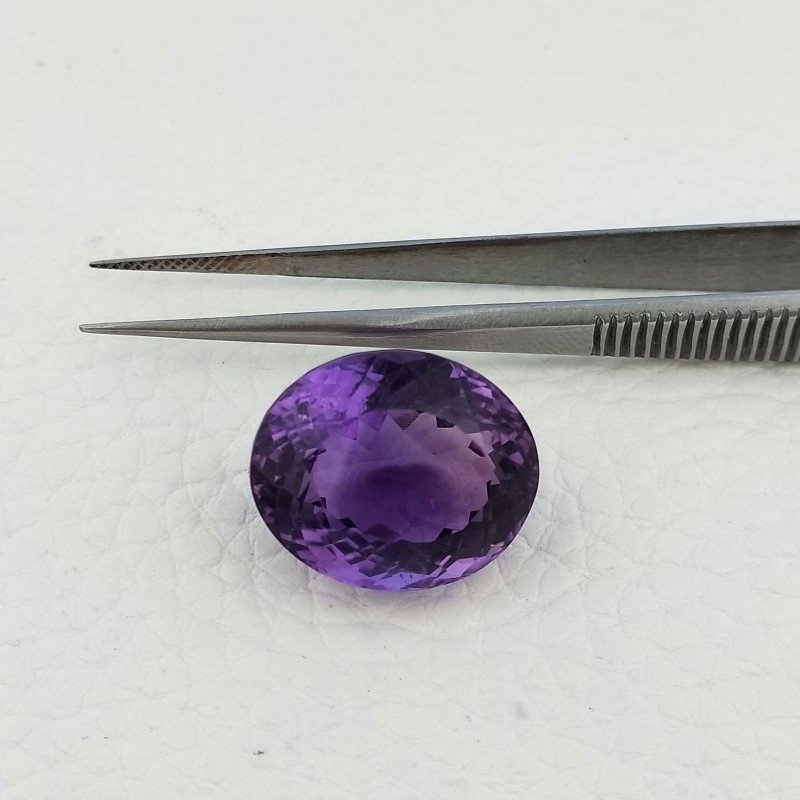 Ametista Naturale Taglio Ovale Sfaccettata Fatto a Mano Gemma Sciolte 19X16X13mm 28,00 Carati 1pz