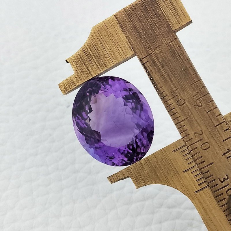 Ametista Naturale Taglio Ovale Sfaccettata Fatto a Mano Gemma Sciolte 19X16X13mm 28,00 Carati 1pz
