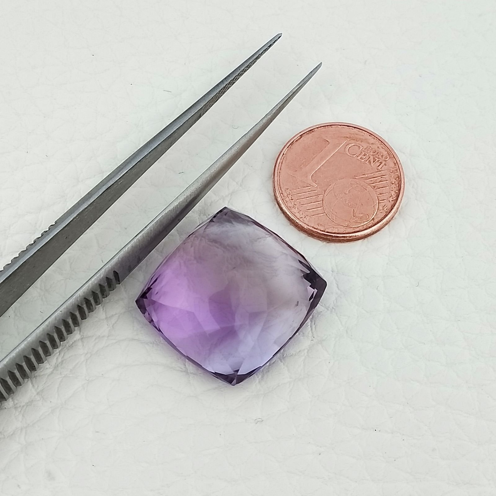 Ametista Naturale Taglio Cuscino Sfaccettata Fatto a Mano Gemma Sciolta 18X18X10mm 25,00 Carati 1pz