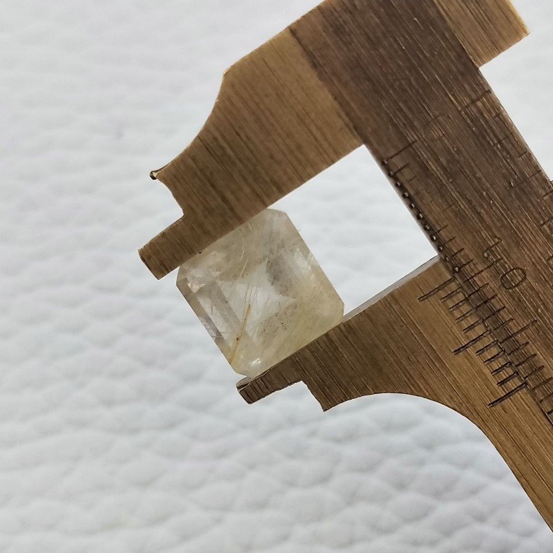 Quarzo Rutilato Dorato Naturale Taglio Smeraldo Quadrato Sfaccettato a Mano Gemma Sciolta 9mm 4.50 Carati 1pz