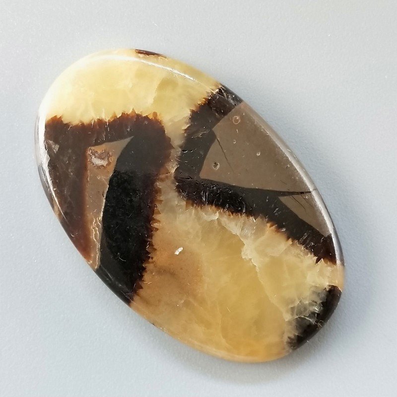 Settario Giallo Naturale Forma Ovale Piatto Cabochon Liscio Fatto a Mano 42X27X5mm 10,55gm 1pz