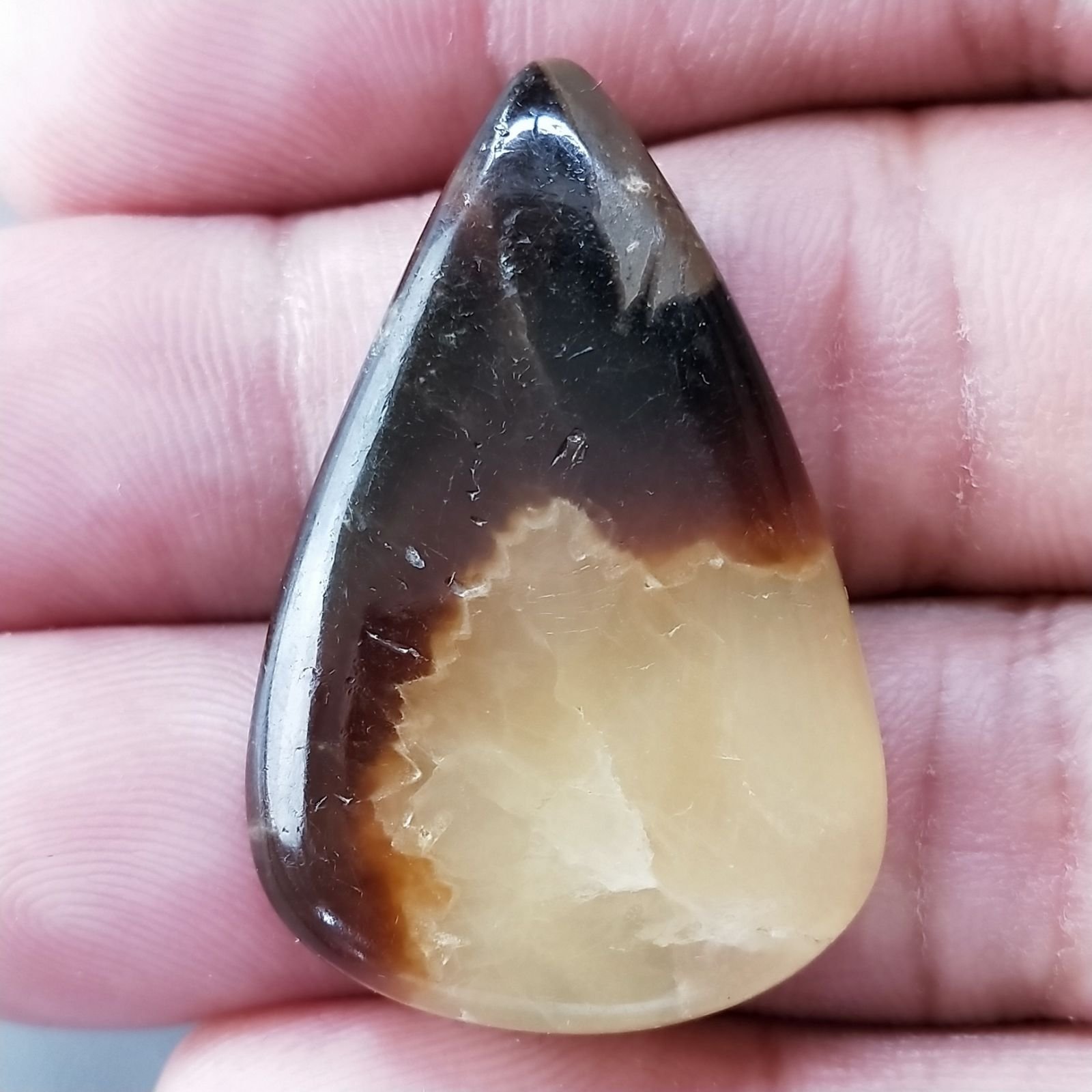 Settario Giallo Naturale Forma Goccia Piatto Cabochon Liscio Fatto a Mano 36X23X5mm 7,18gm 1pz