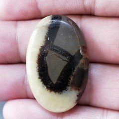 Cabochon di Settario Giallo Naturale Ovale, Piatto e Liscio, 36x24x6 mm, 9 g, Fatto a Mano