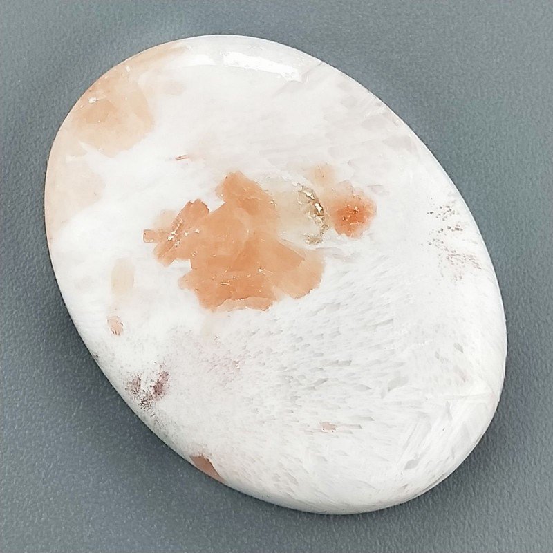 Scolecite Rosa Naturale Forma Ovale Piatto Cabochon Liscio Fatto a Mano 34X25X6mm 7,50gm 1pz