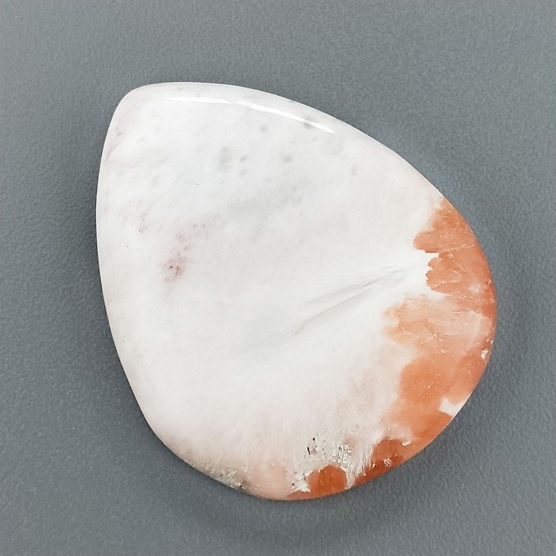 Scolecite Rosa Naturale Forma Goccia Piatto Cabochon Liscio Fatto a Mano 31X25X4mm 4,75gm 1pz