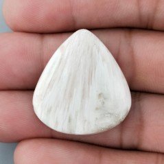 Cabochon di Scolecite Rosa Naturale Goccia, Piatto e Liscio, 28x26x5 mm, 4,30 g, Fatto a Mano