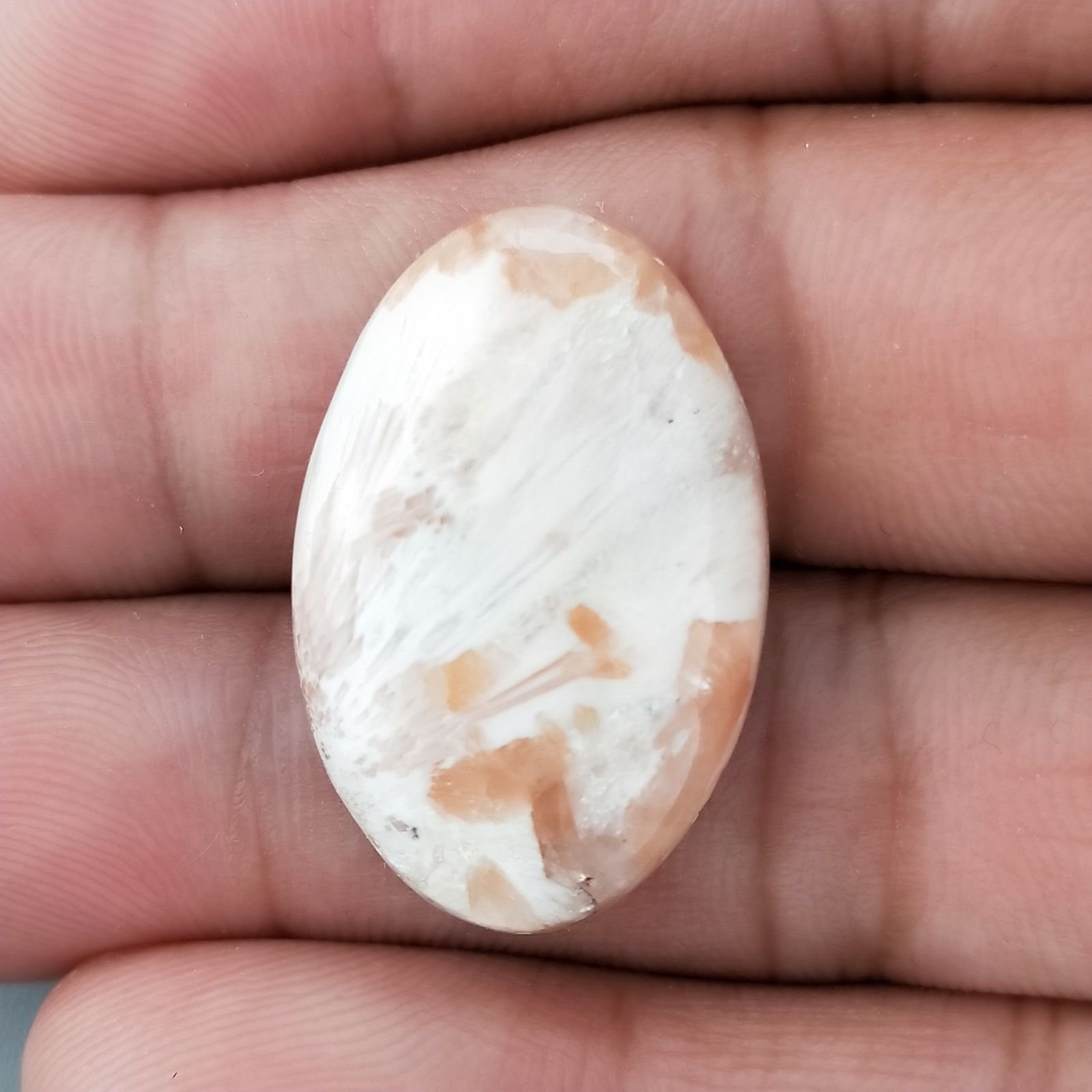 Scolecite Rosa Naturale Forma Ovale Piatto Cabochon Liscio Fatto a Mano 28X18X5mm 3,50gm 1pz
