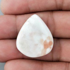 Cabochon di Scolecite Rosa Naturale Goccia, Piatto e Liscio, 27x23x6 mm, 4,90 g, Fatto a Mano
