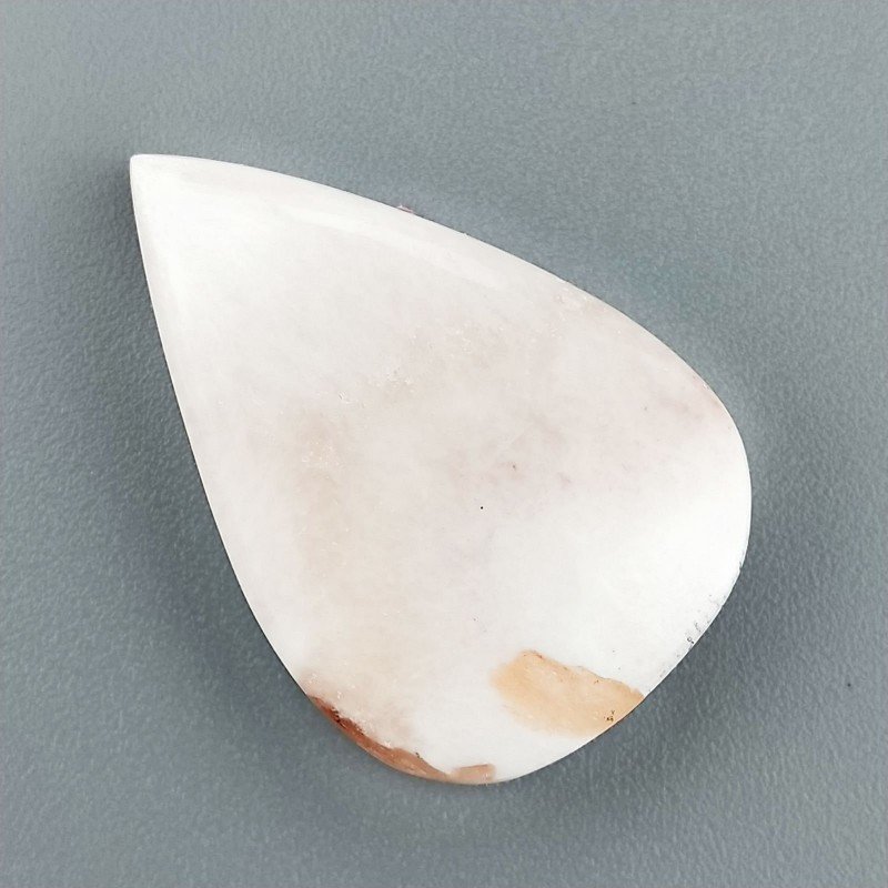 Scolecite Rosa Naturale Forma Goccia Piatto Cabochon Liscio Fatto a Mano 29X20mm 4,79gm 1pz