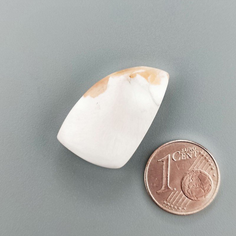 Cabochon di Scolecite Rosa Naturale Fantasia, Piatto e Liscio, 26x16 mm, 4,41 g, Fatto a Mano