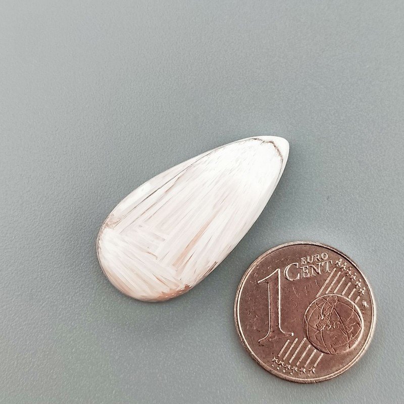 Cabochon di Scolecite Rosa Naturale Goccia, Piatto e Liscio, 26x13x4 mm, 2,20 g, Fatto a Mano