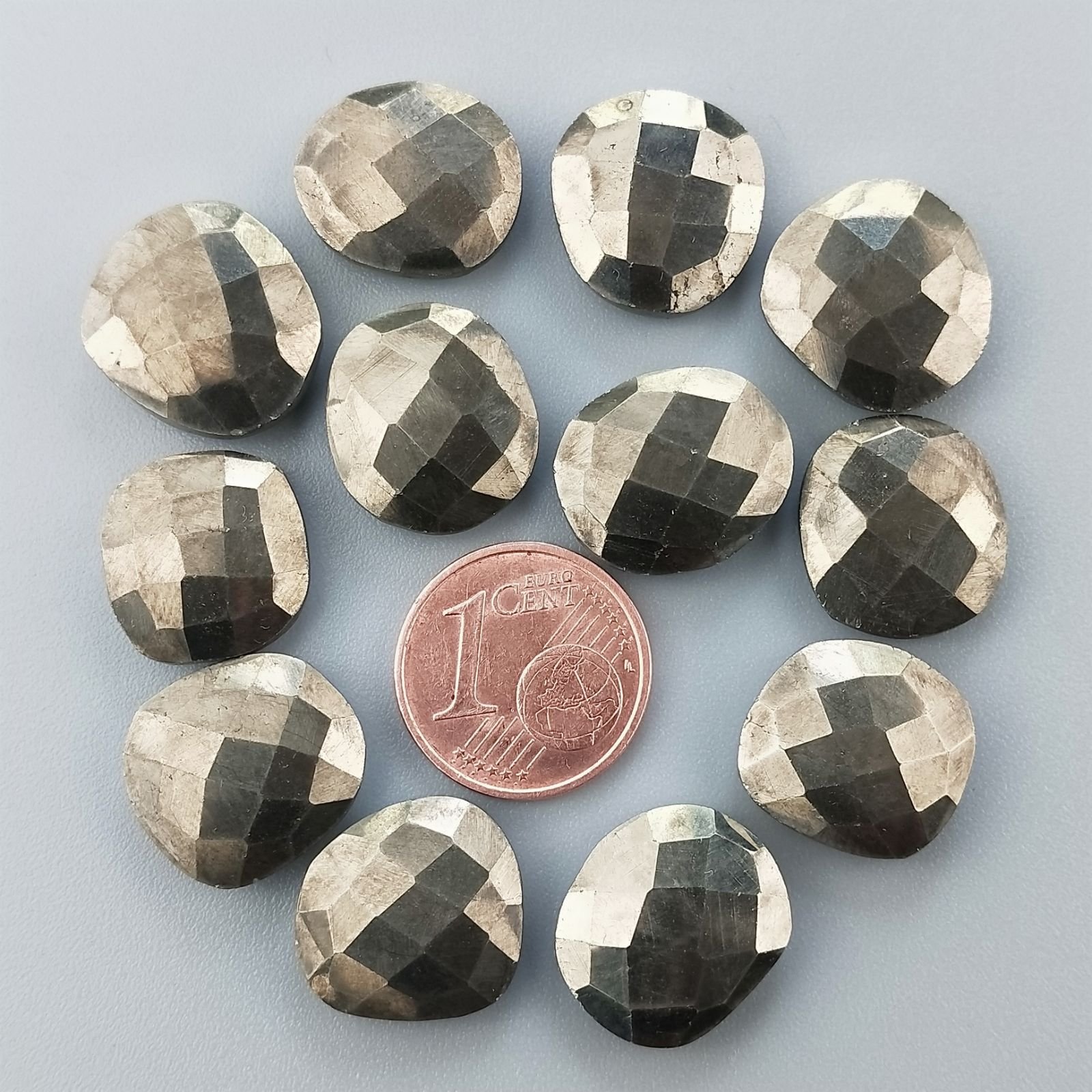 Pirite Briolette Forma Irregolare Sfaccettato Fatto a Mano 12-16mm 1pz