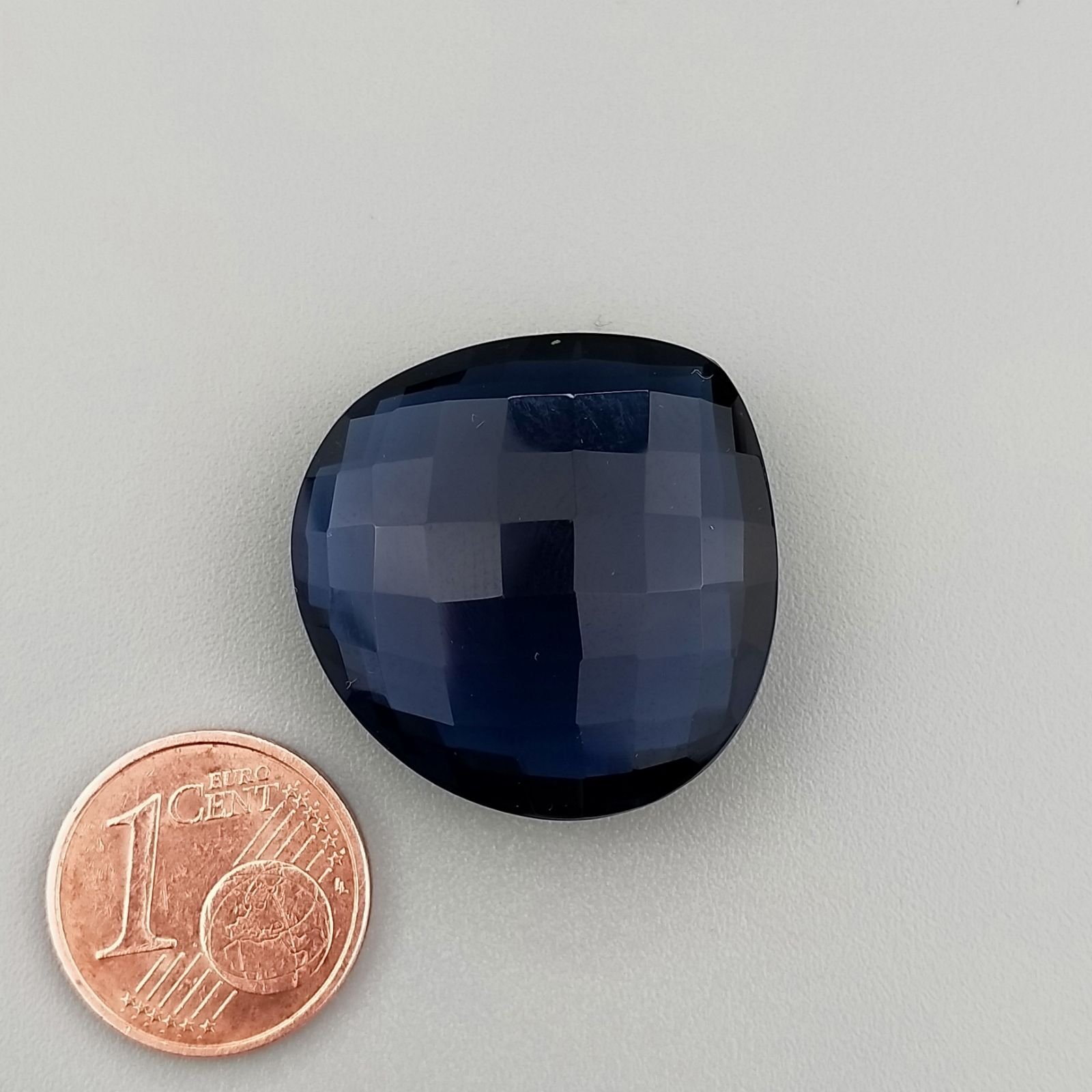 Cianite Idrotermale Briolette Forma Cuore Sfaccettato Fatto a Mano 25mm 32,50Carati 1pz