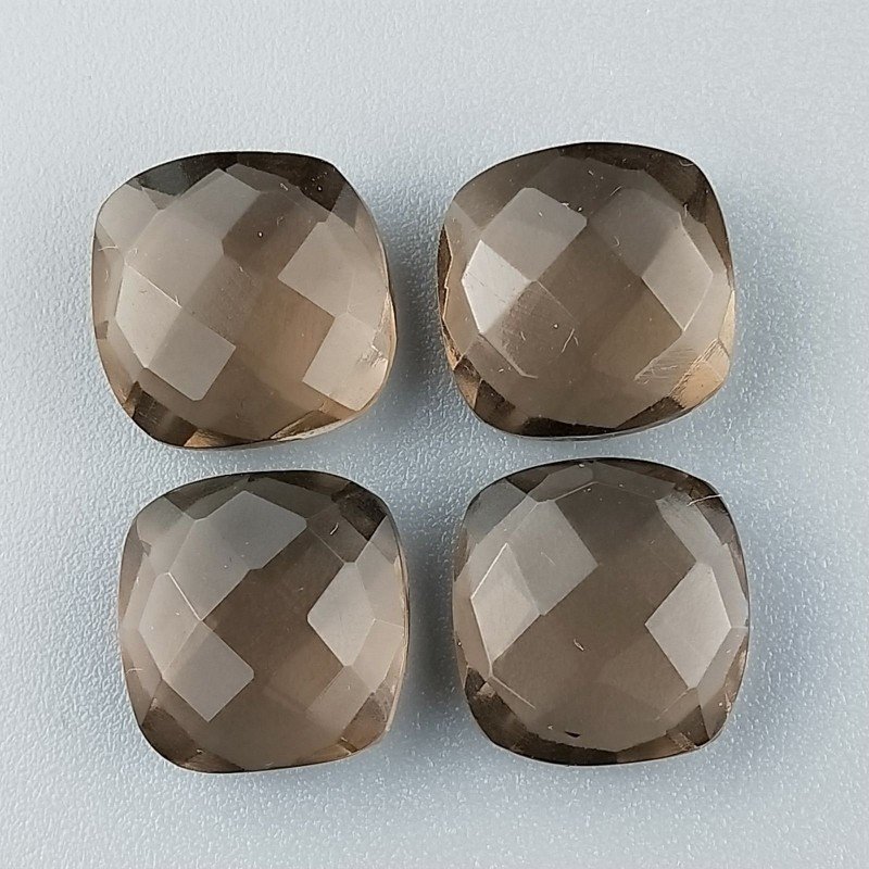 Quarzo Fume Idrotermale Briolette Forma Quadrato Sfaccettato Fatto a Mano 12mm 1pz Quarzo Fume Idrotermale Briolette Forma Quadrato Sfaccettato Fatto a Mano 12mm 1pz