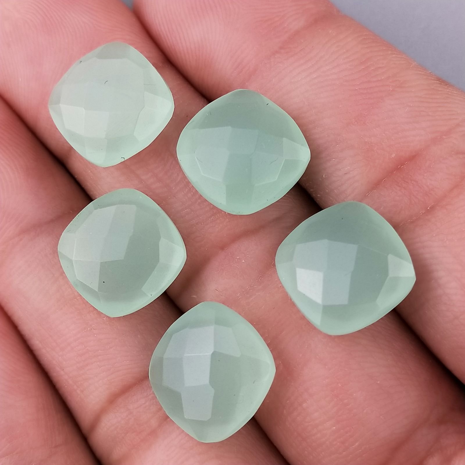 Calcedonia Aqua Verde Briolette Forma Quadrato Sfaccettato Fattoa Mano 12mm 1pz