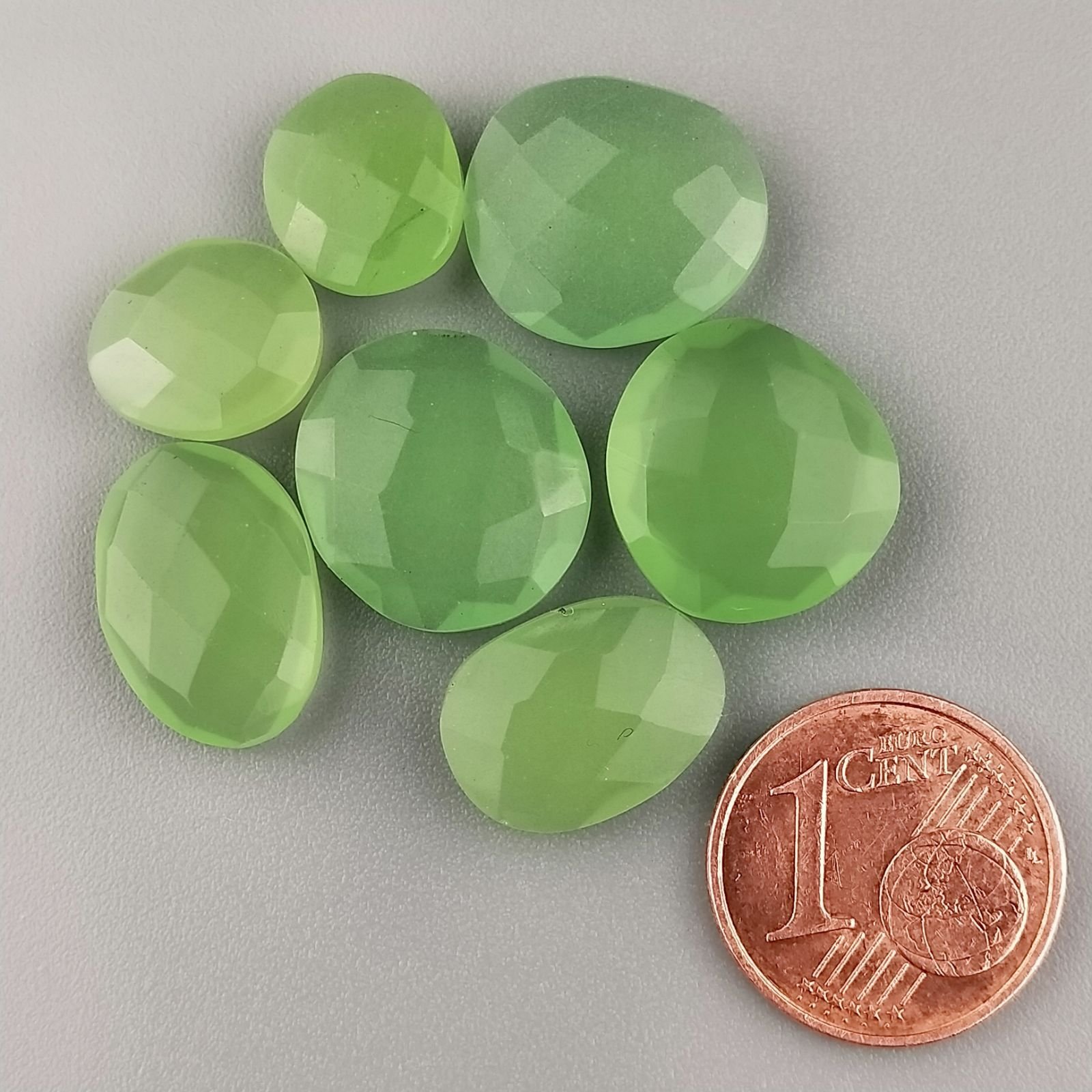 Calcedonia Verde Lime Forma Irregolare Sfaccettato Fatto a Mano 12-16mm 1pz
