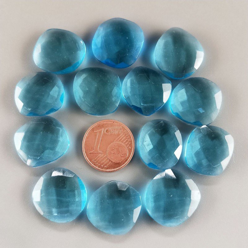 Briolette di Topazio Azzurro Baby Swiss Idrotermale, Forma Irregolare, Sfaccettata a Mano, 12-16 mm