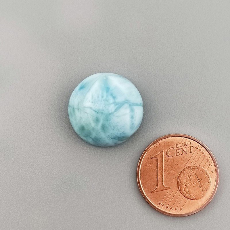 Larimar Naturale Forma Tondo Piatto Cabochon Liscio Fatto a Mano 15mm 1pz Larimar Naturale Forma Tondo Piatto Cabochon Liscio Fatto a Mano 15mm 1pz
