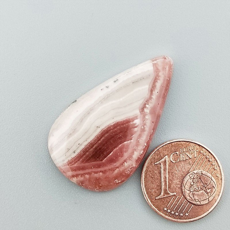 Cabochon di Rodocrosite Naturale Goccia, Piatto e Liscio, 31x18 mm, 5,57 g, Fatto a Mano