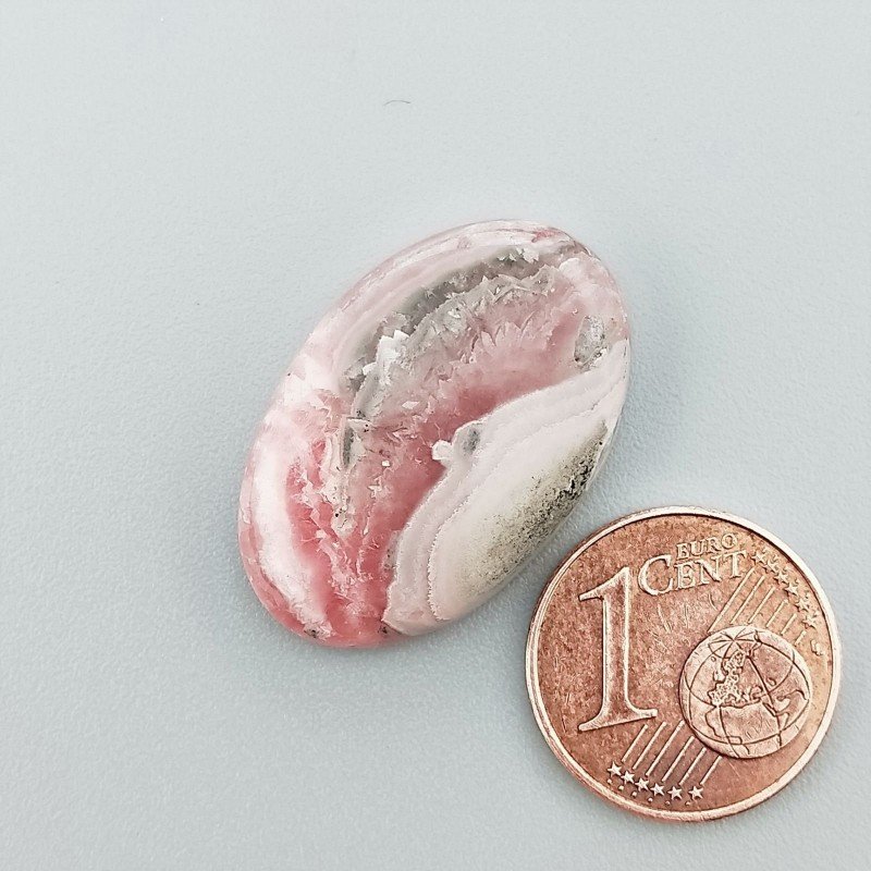 Cabochon di Rodocrosite Naturale Ovale, Piatto e Liscio, 25x16 mm, 5,47 g, Fatto a Mano
