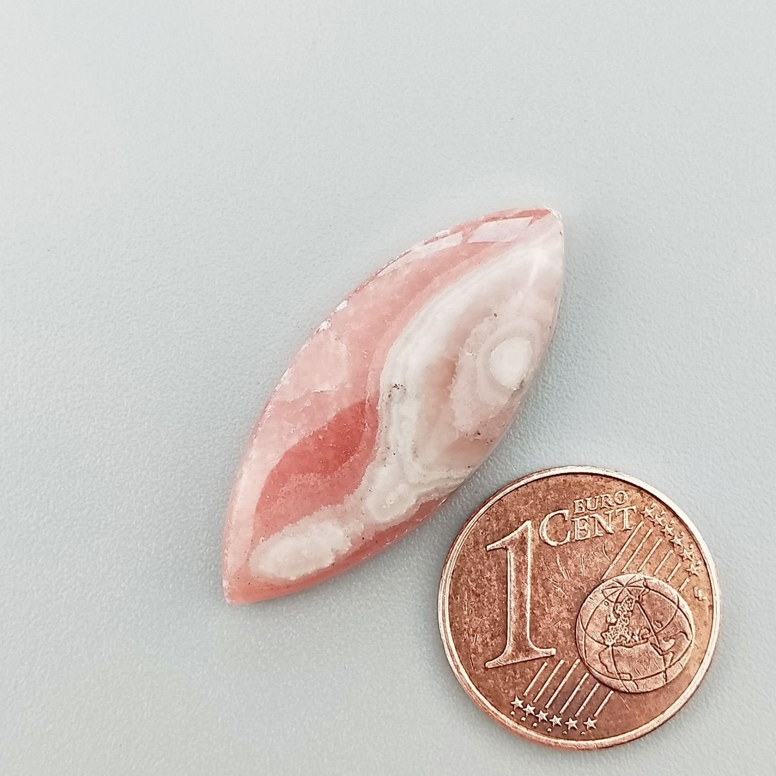 Rodocrosite Naturale Forma Marquise Piatto Cabochon Liscio Fatto a Mano 29X12mm 3.86gm 1pz
