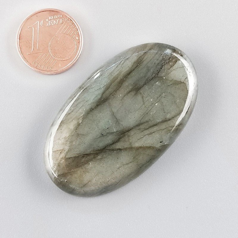 Cabochon di Labradorite Naturale Ovale, Piatto e Liscio, 46x26 mm, 13,61 g, Fatto a Mano