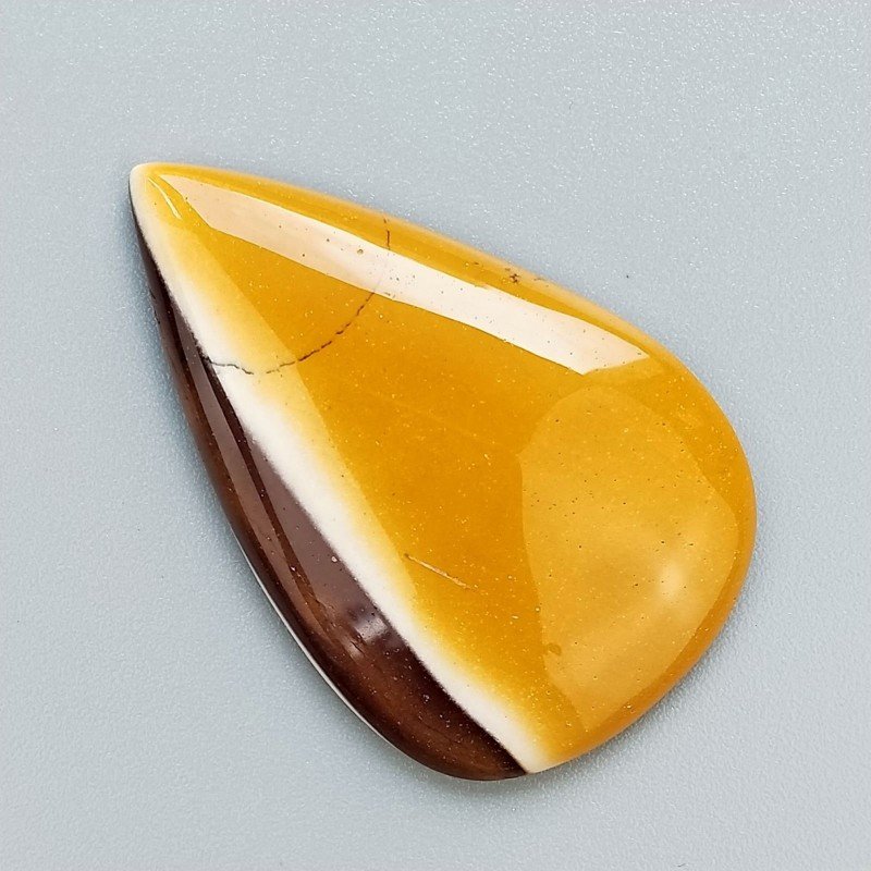 Mokaite Naturale Forma Goccia Piatto Cabochon Liscio Fatto a Mano 42X27mm 8,83gm 1pz